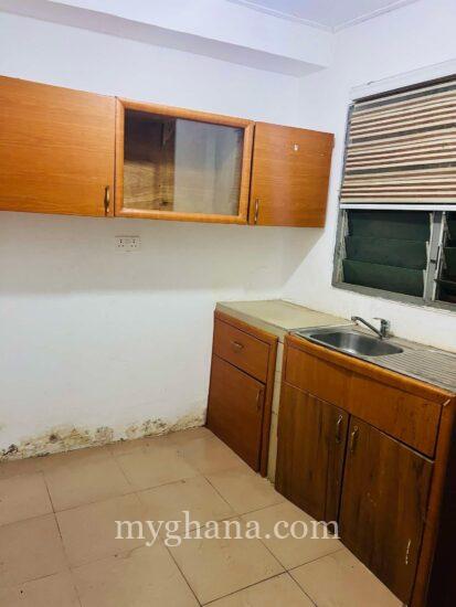 Chamber and hall self contained for rent