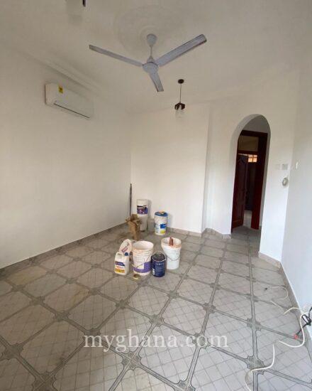 *1 🛏️ house to-let ¢2,500 per month 1yr @ Oyarifa*