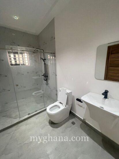 *3 🛏️ house forsale @ Oyarifa* *Selling price $125,000 negotiable*