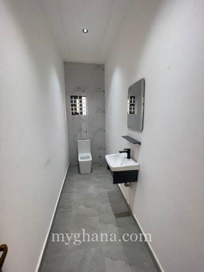*3 🛏️ house forsale @ Oyarifa* *Selling price $125,000 negotiable*
