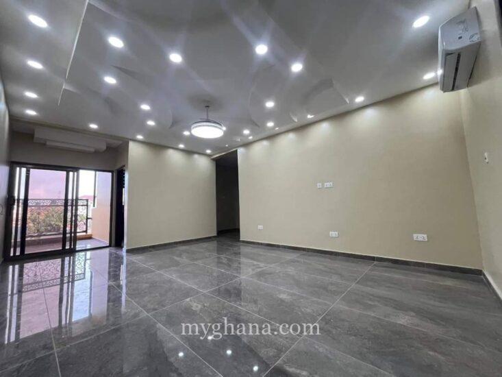 *2 🛏️ apartment to-let $600 per month 1yr @ Adjiriganor*