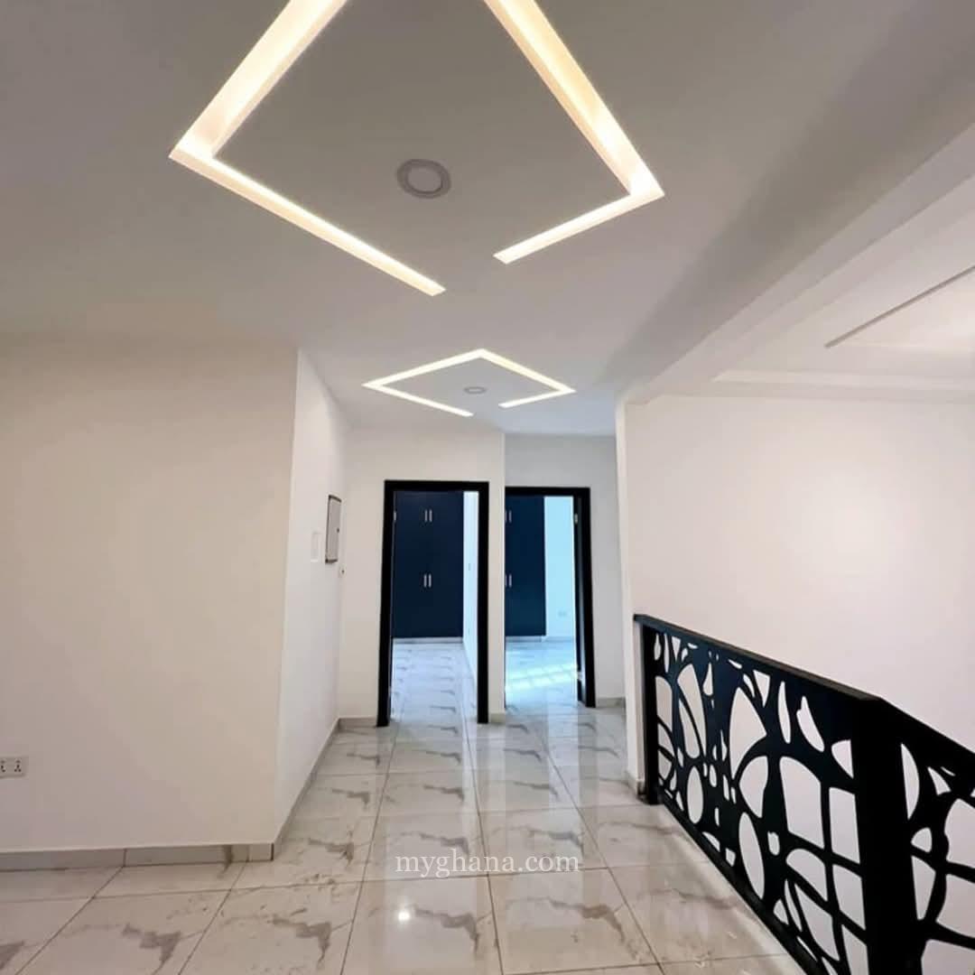*4 🛏️ house forsale @ Eastlegon-Hills* *Selling price $180,000*