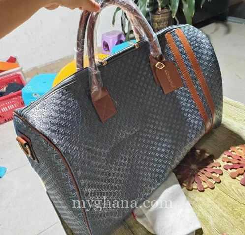 Channel bags