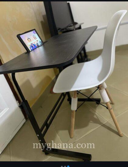 Adjustable laptop study desk
