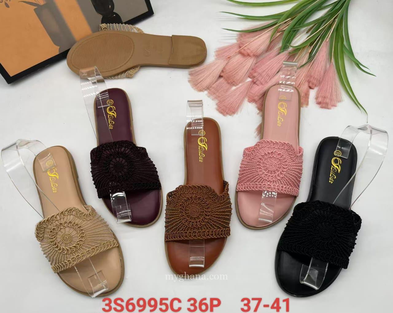 Ladies slippers