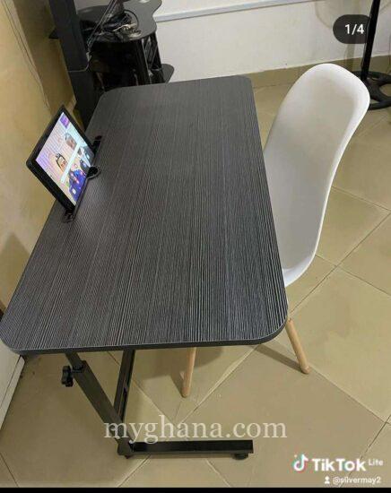 Adjustable laptop study desk