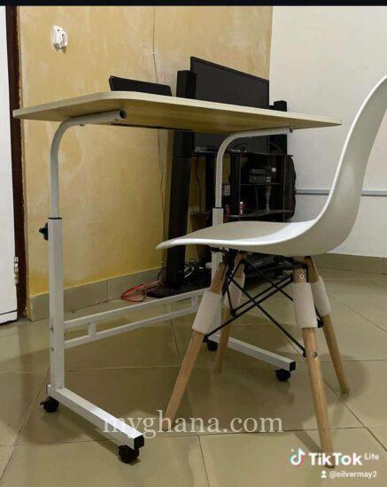 Adjustable laptop study desk