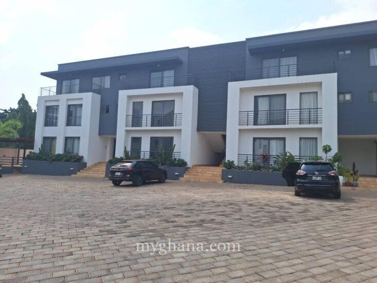 2 bedroom furnished apartment to let at Cantonments, Accra