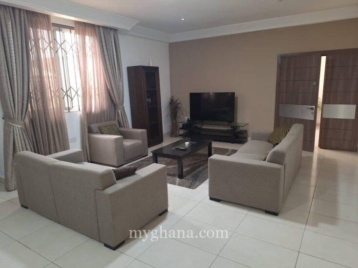 3 bedroom furnished apartment to let at Ridge near Alisa Hotel, Accra