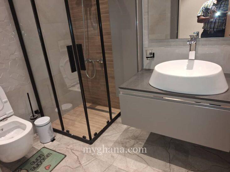 Furnished three bed apartment to let at Cantonments, Accra
