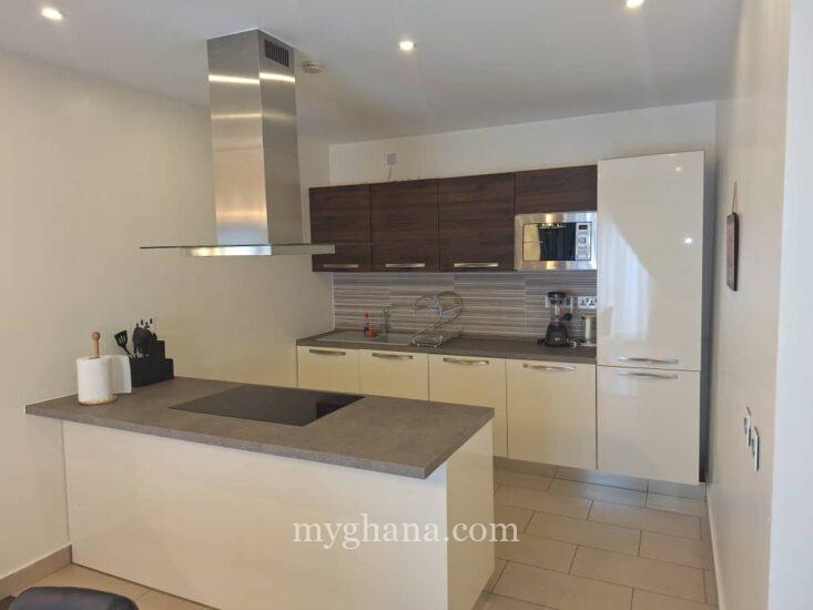 Furnished 2 bed duplex apartment to let at Cantonments, Accra