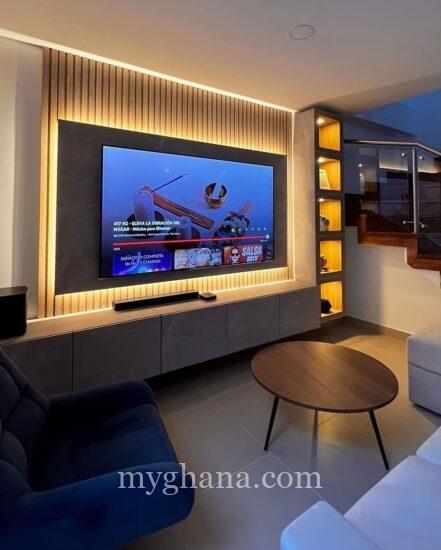 Tv and entertainment unit