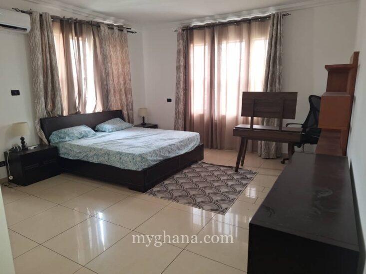 Furnished three bed apartment to let at Cantonments, Accra