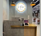 Reception desk