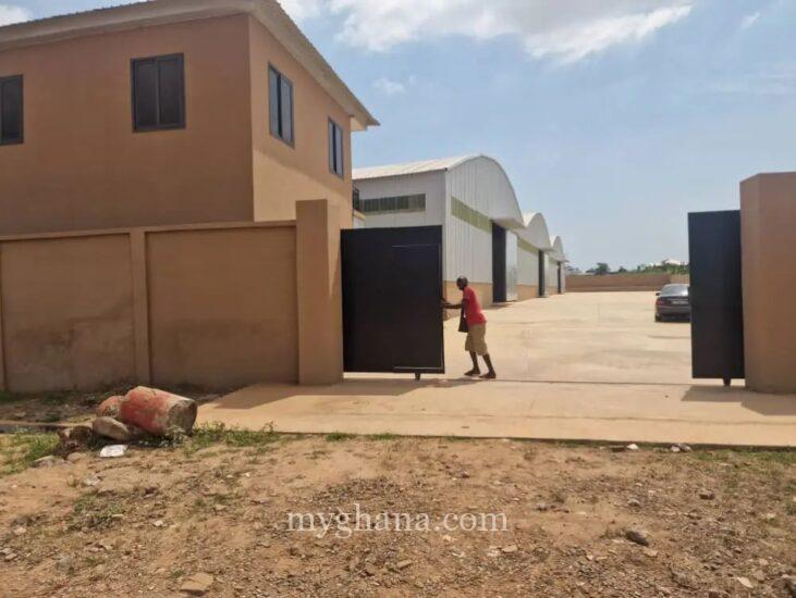 Newly 3,450 Capacity Warehouse for sale @ Spintex