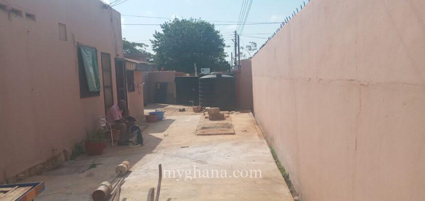 4bedroom Plus 2 Bed Apt. For Sale/ Lease at Kaneshie Accra