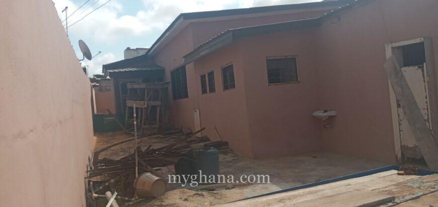 4bedroom Plus 2 Bed Apt. For Sale/ Lease at Kaneshie Accra