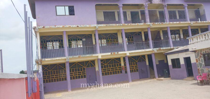 Basic School Up to JHS 3+ 5Bedrooms House For Sale at Kasoa