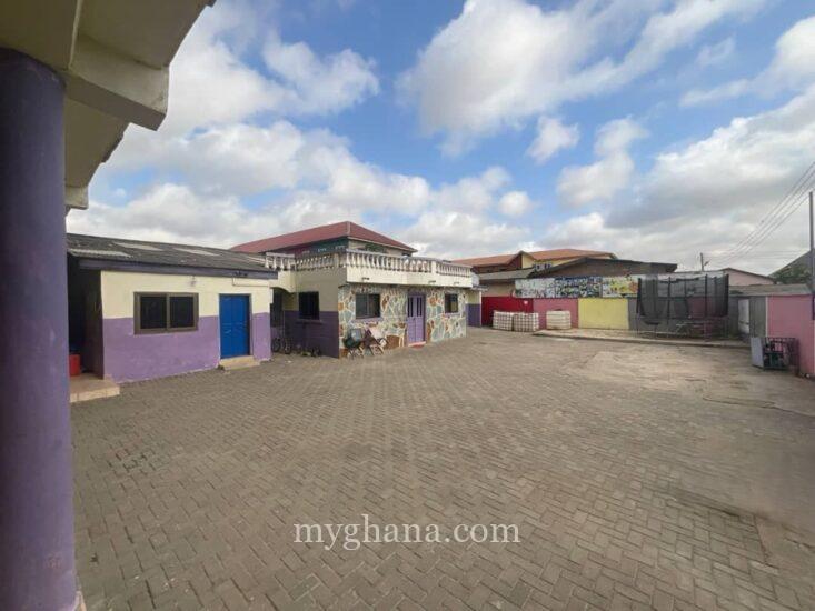 Basic School Up to JHS 3+ 5Bedrooms House For Sale at Kasoa