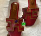 Trendy slippers
