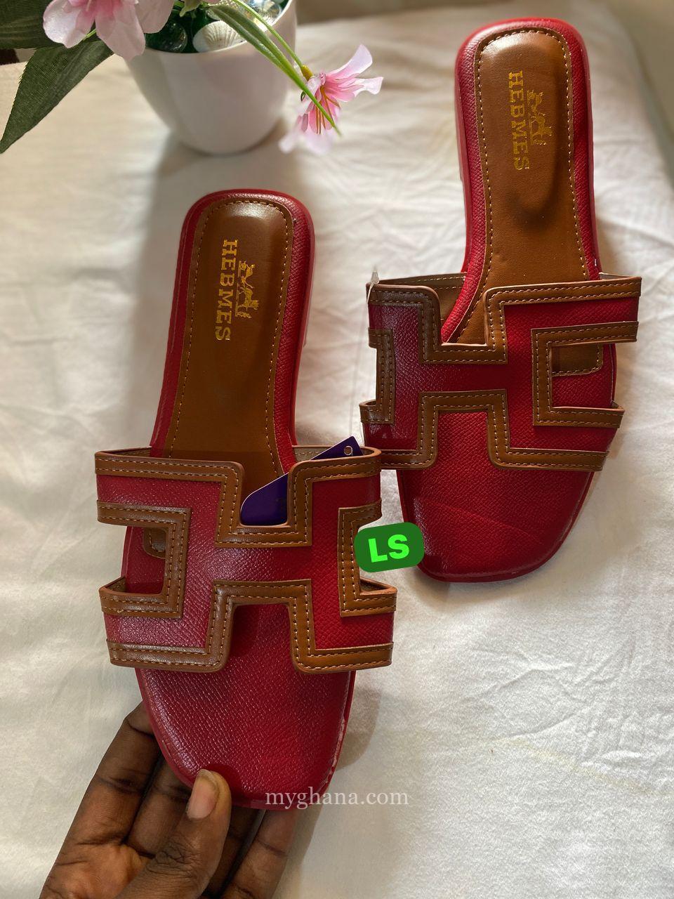 Trendy slippers