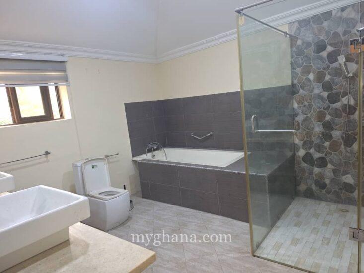Furnished two bedroom house to let at Ridge, Accra