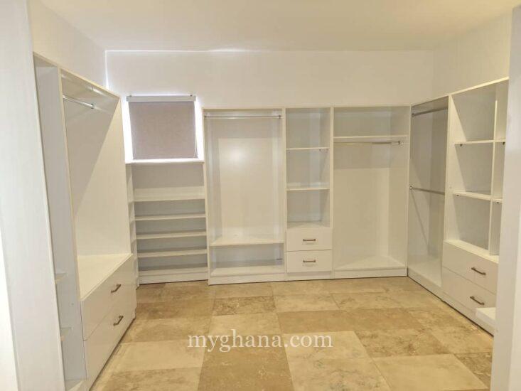 Furnished four bedroom townhouse to let at Cantonments, Accra
