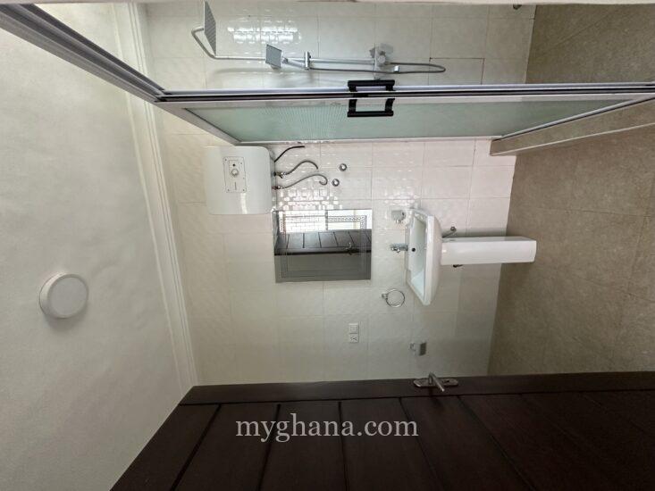 Executive three bedroom apartment for rent