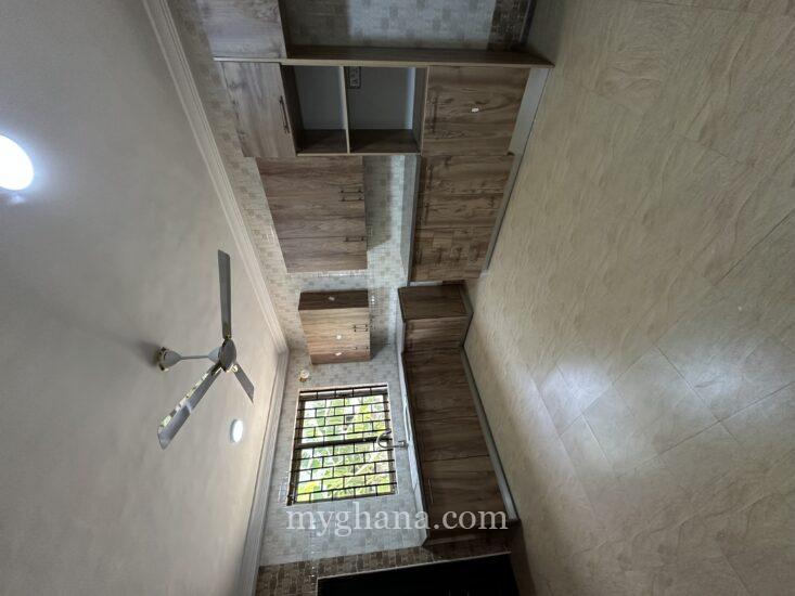 Executive three bedroom apartment for rent