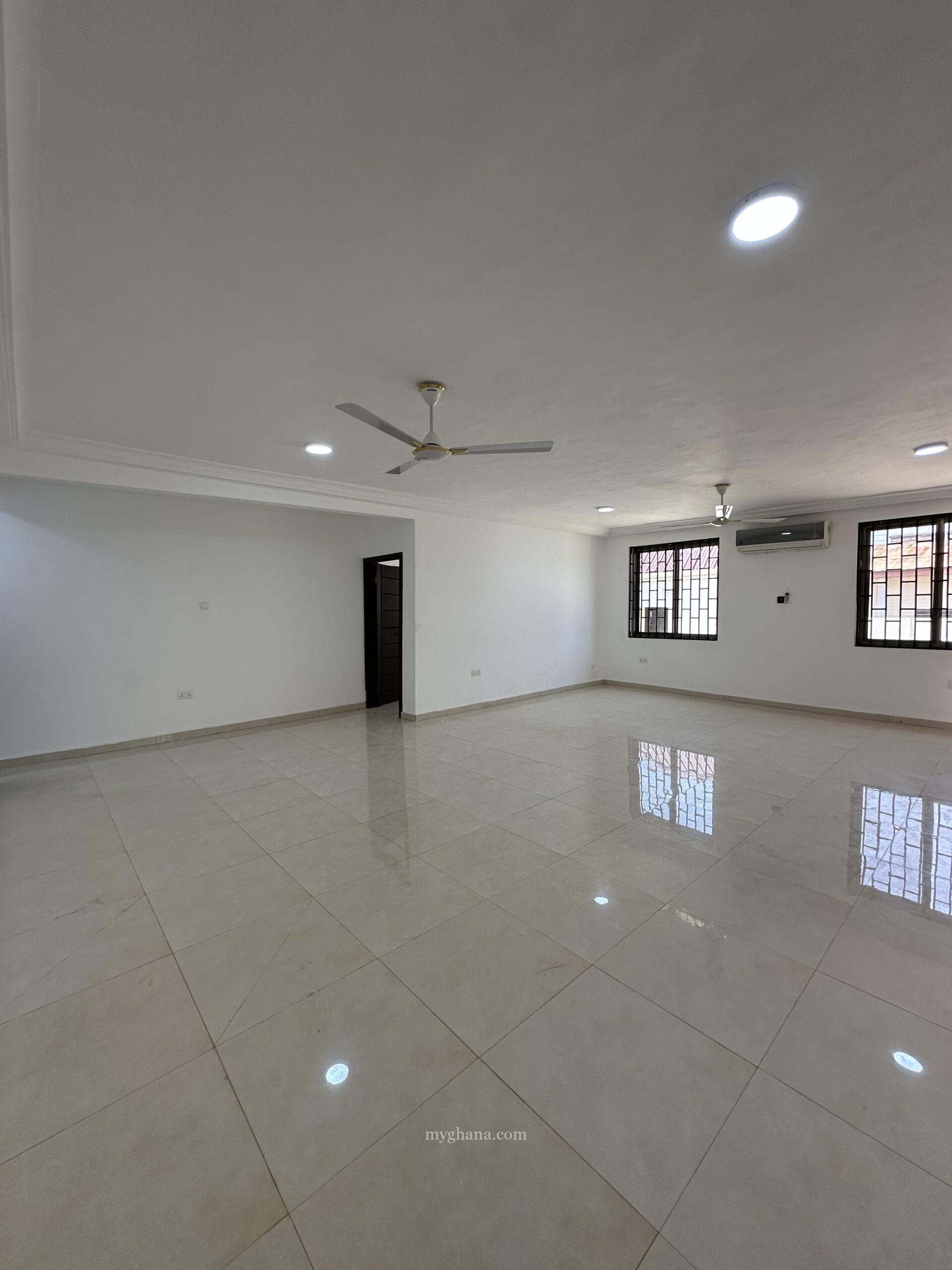 Executive three bedroom apartment for rent