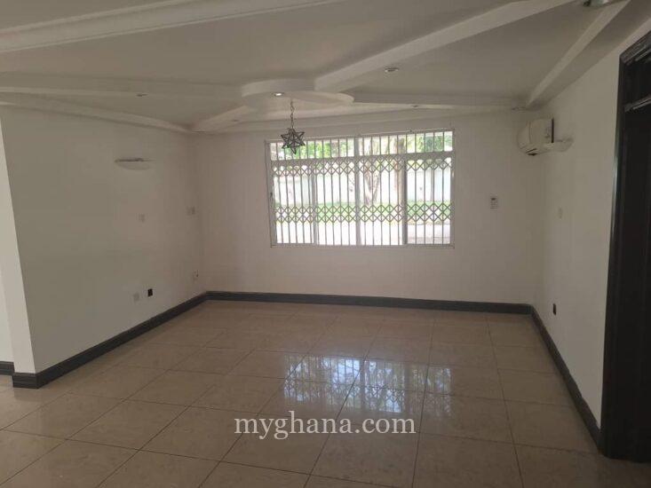 Four bedroom house to let at Dzorwulu near the Gulf Course, Accra