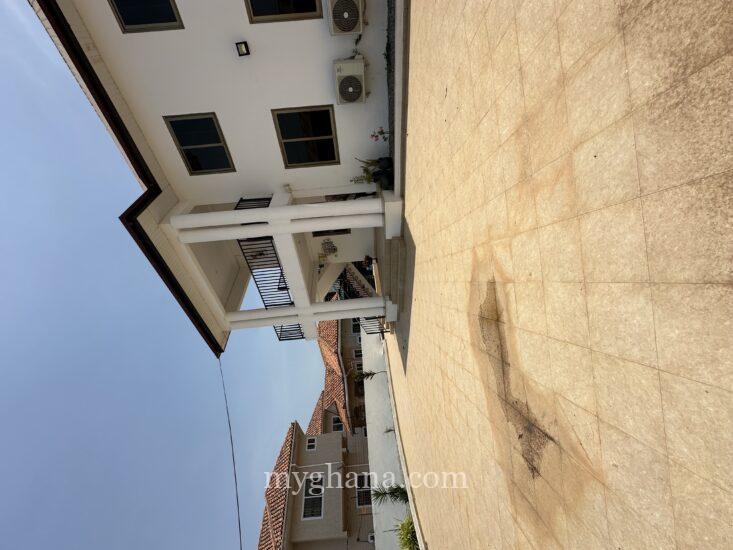 Executive three bedroom apartment for rent