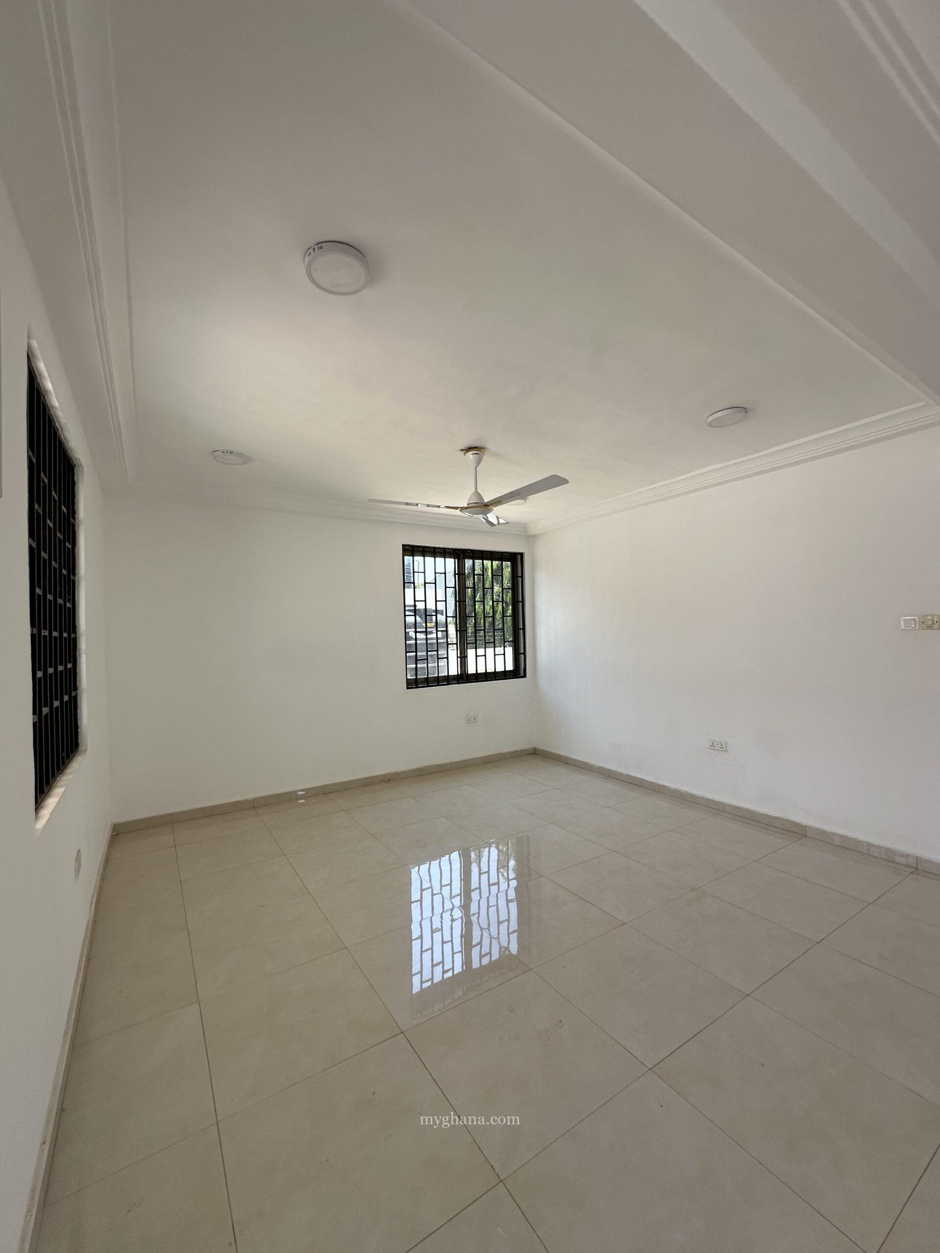 Executive three bedroom apartment for rent
