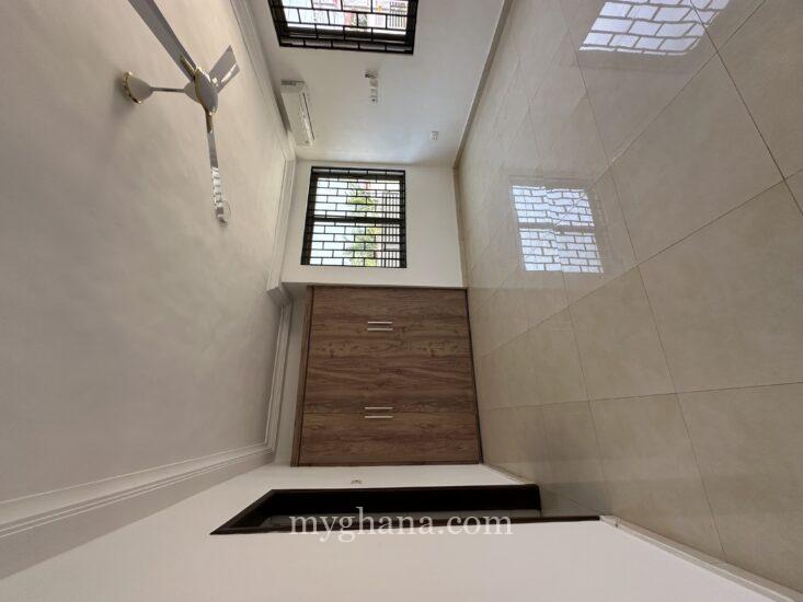 Executive three bedroom apartment for rent