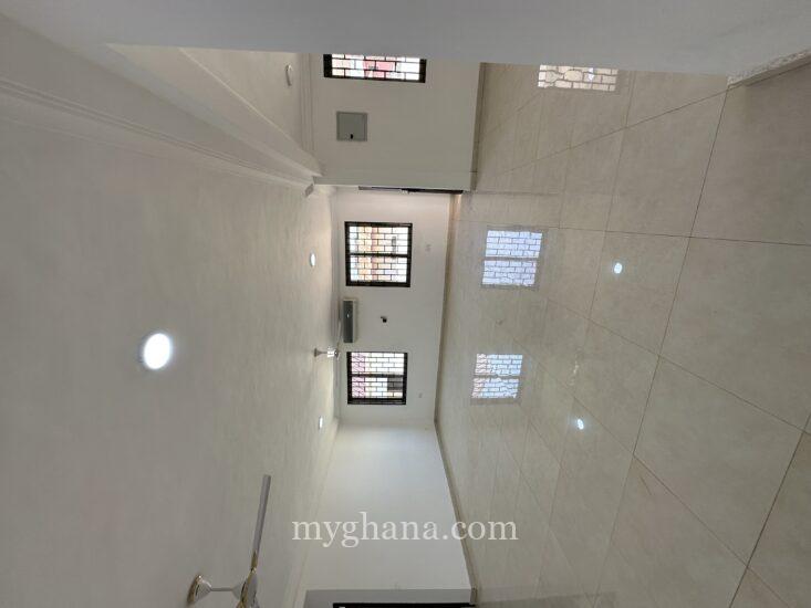 Executive three bedroom apartment for rent