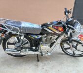 New Royal RY125 2025 Black