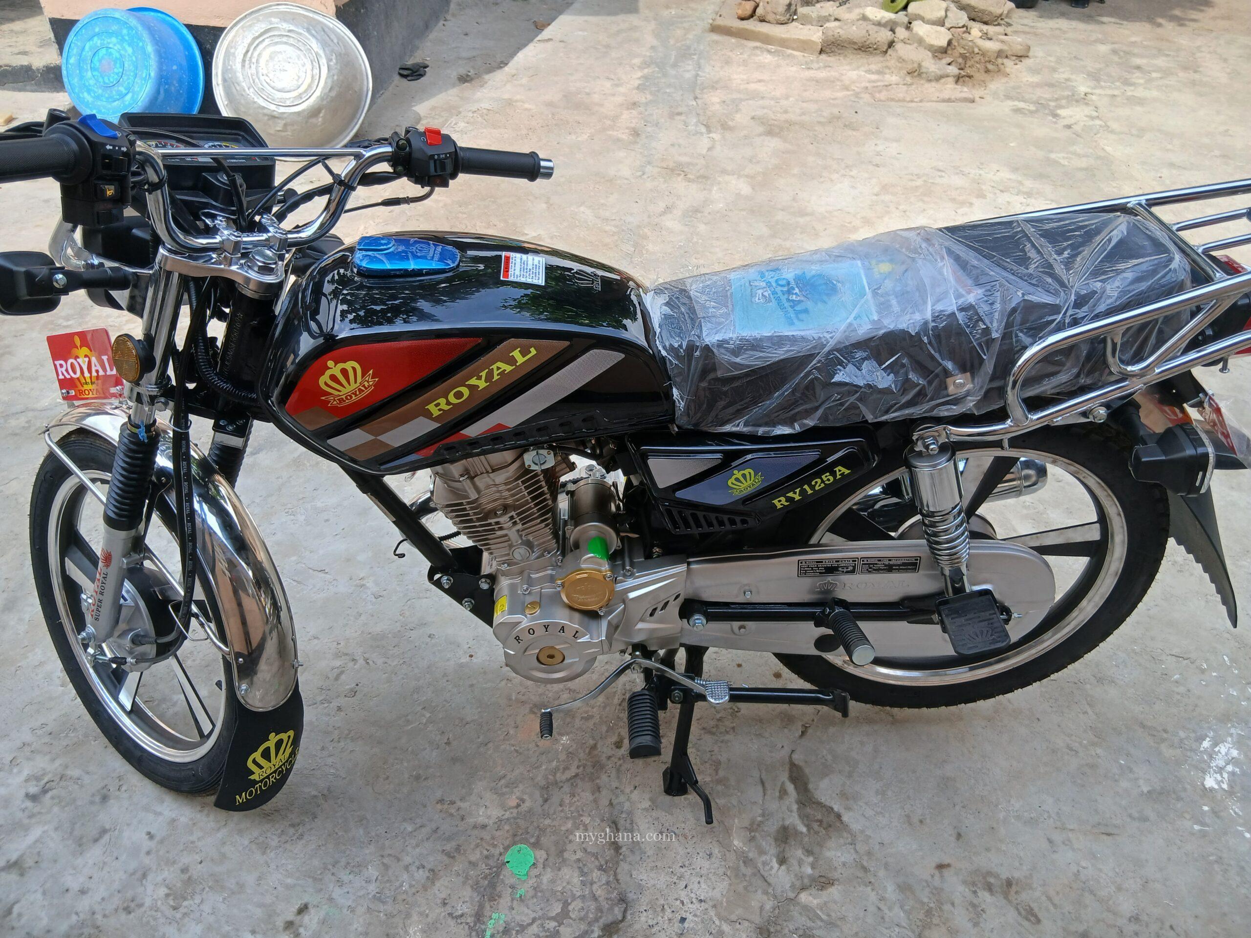New Royal RY125 2025 Black