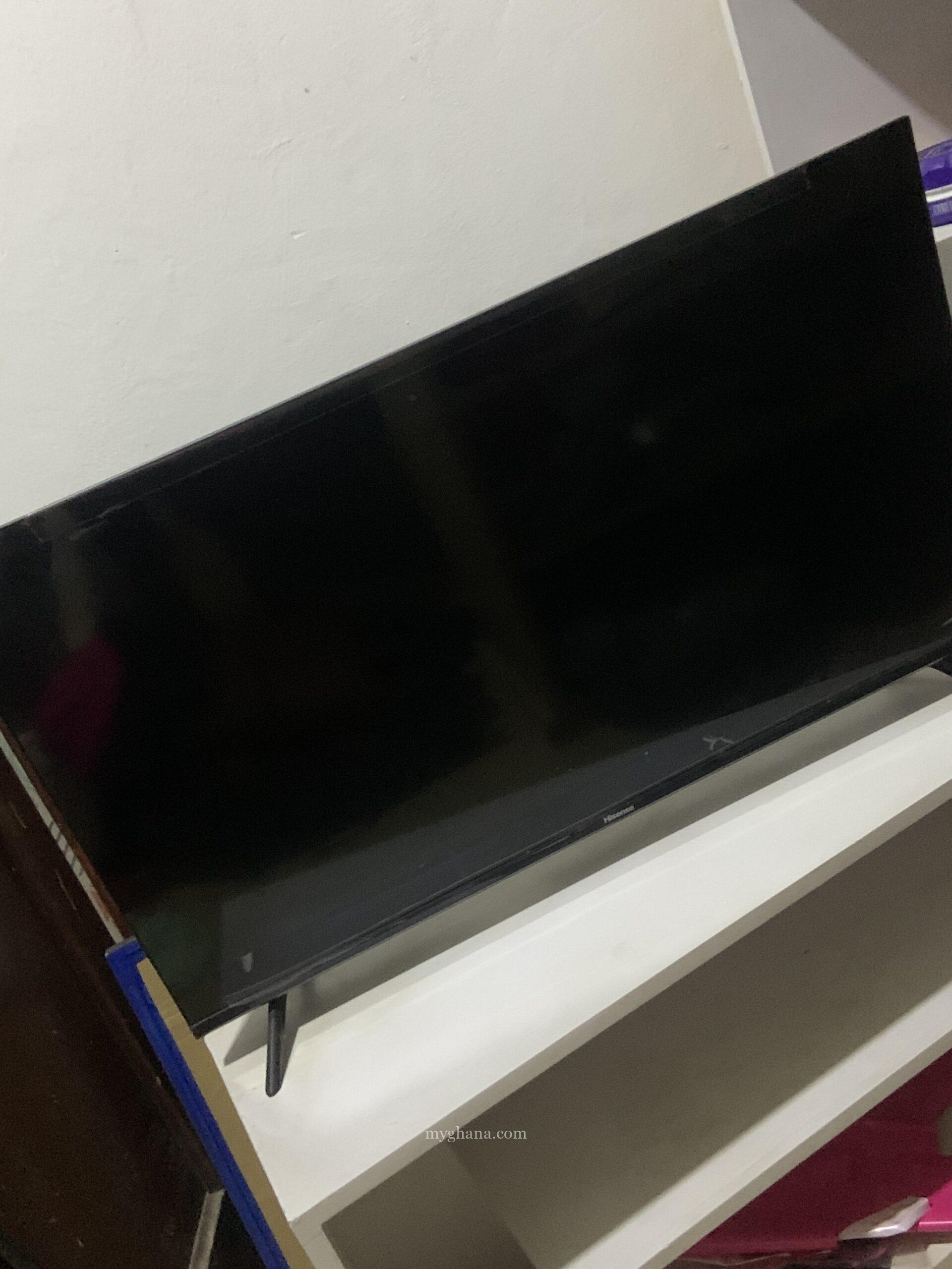 Hisense 40inches used