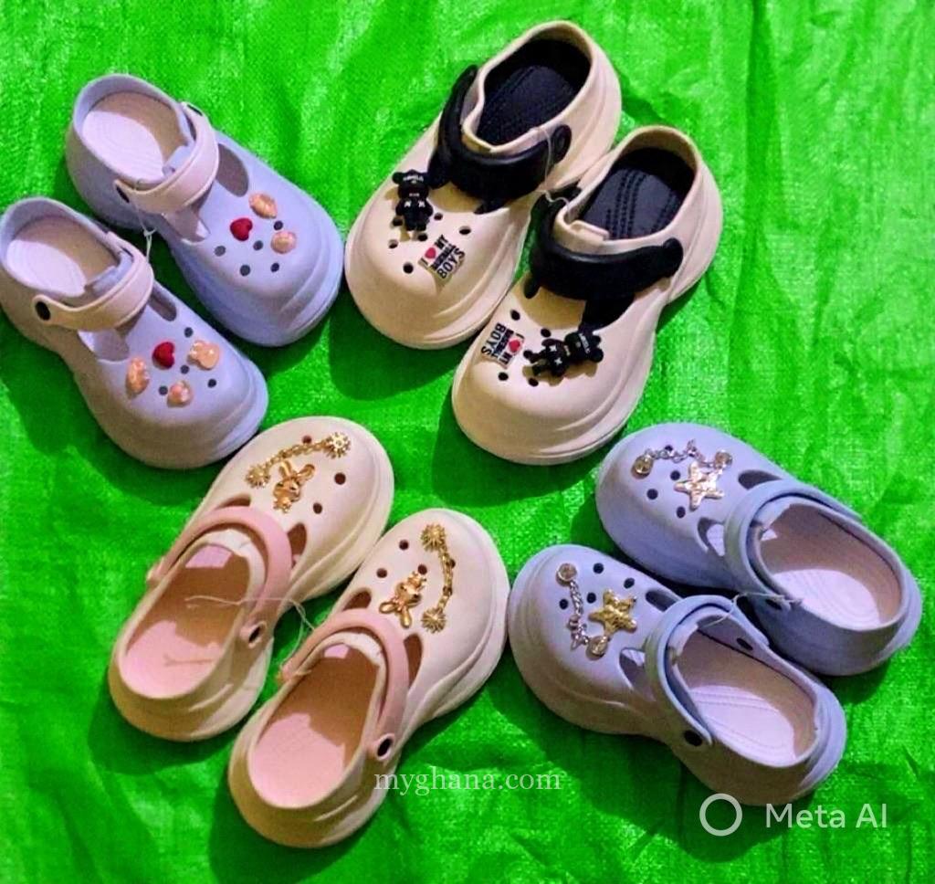 Ladies crocs