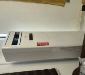 2. 5 horse power standing Air Conditioner