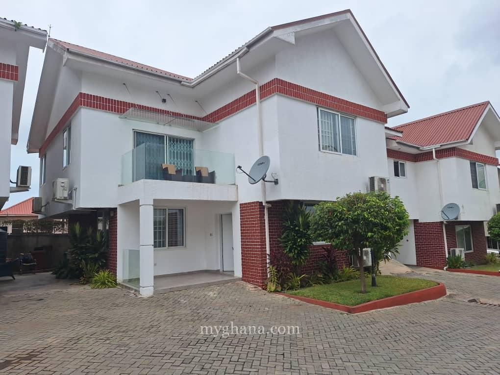 Furnished 3 bedroom townhouse to let at Cantonments, Accra