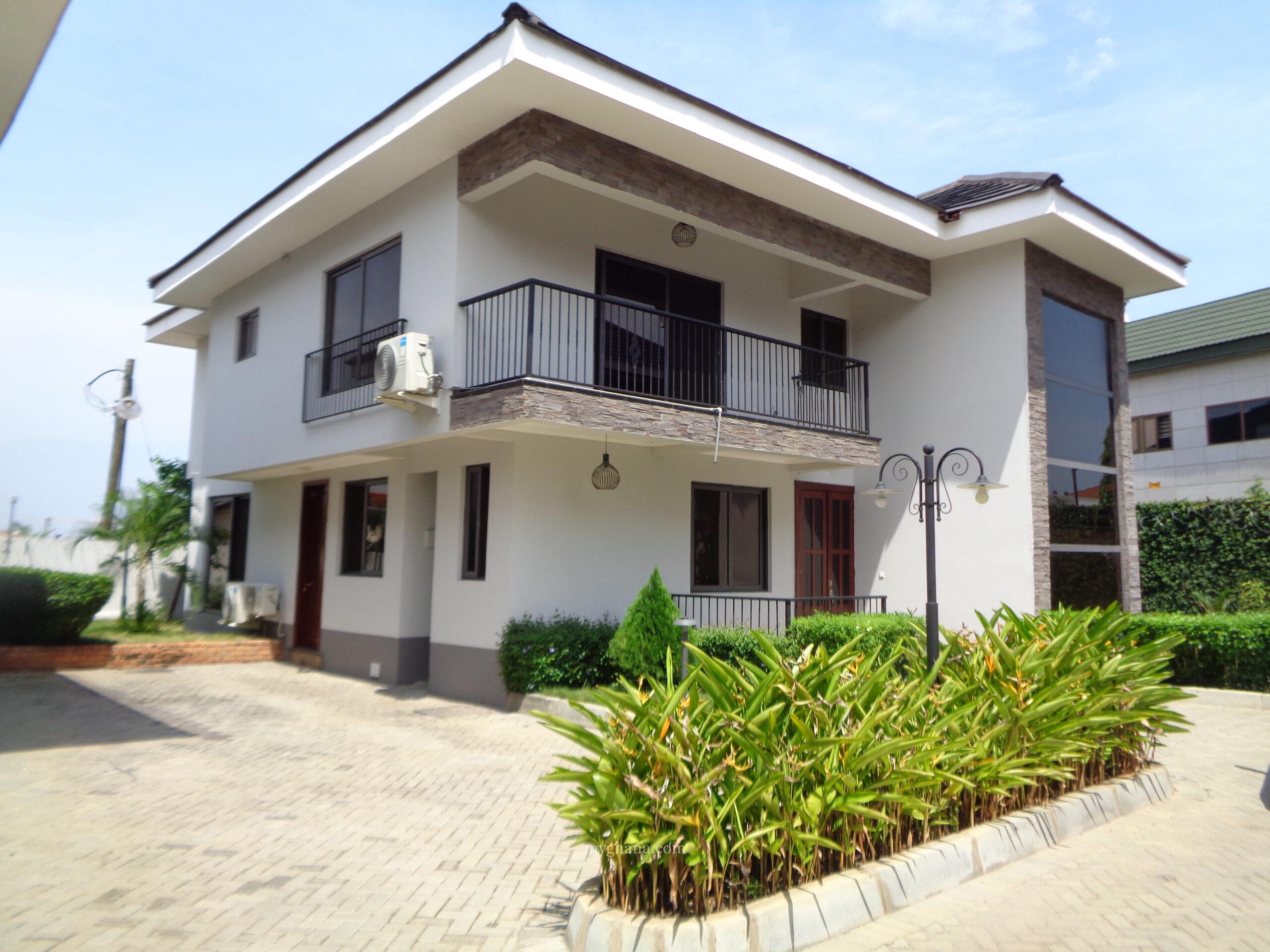 Furnished three bedroom townhouse to let at Cantonments, Accra