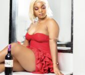 Bridal makeup, Birthday makeup,Graduation makeup,studio makeup,carnival etc