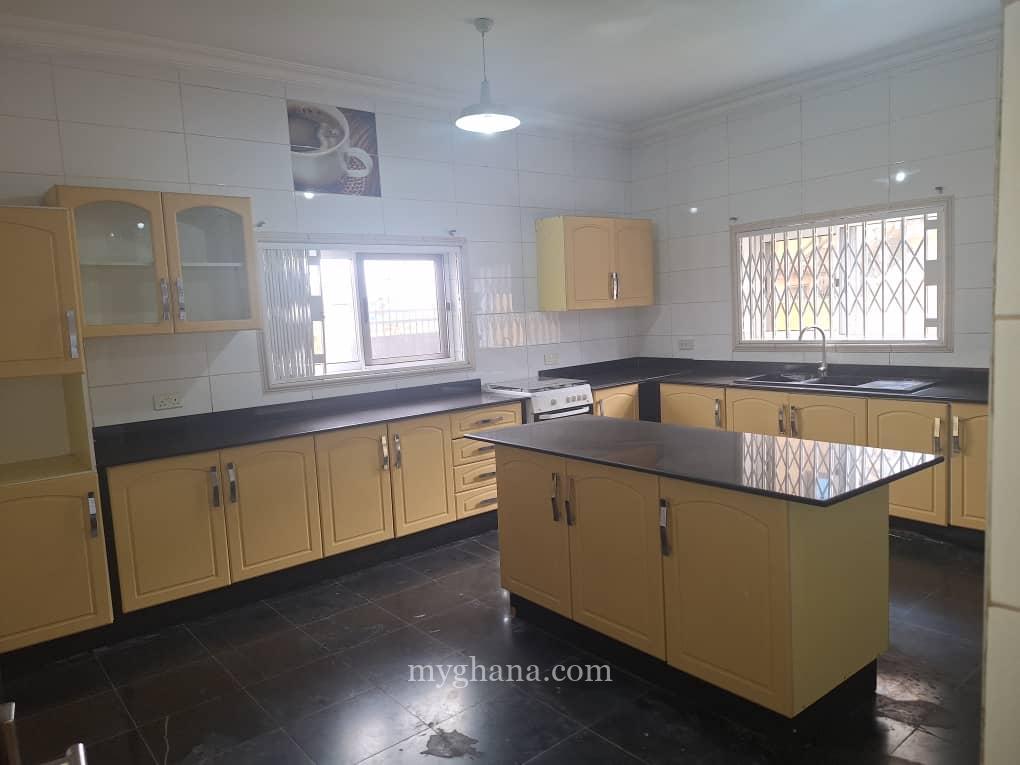 4 bedroom house to let at West Legon, Accra