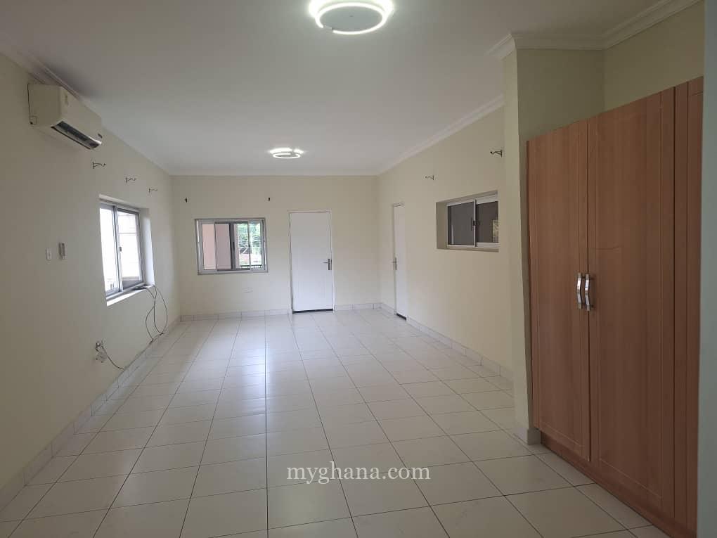 4 bedroom house to let at West Legon, Accra