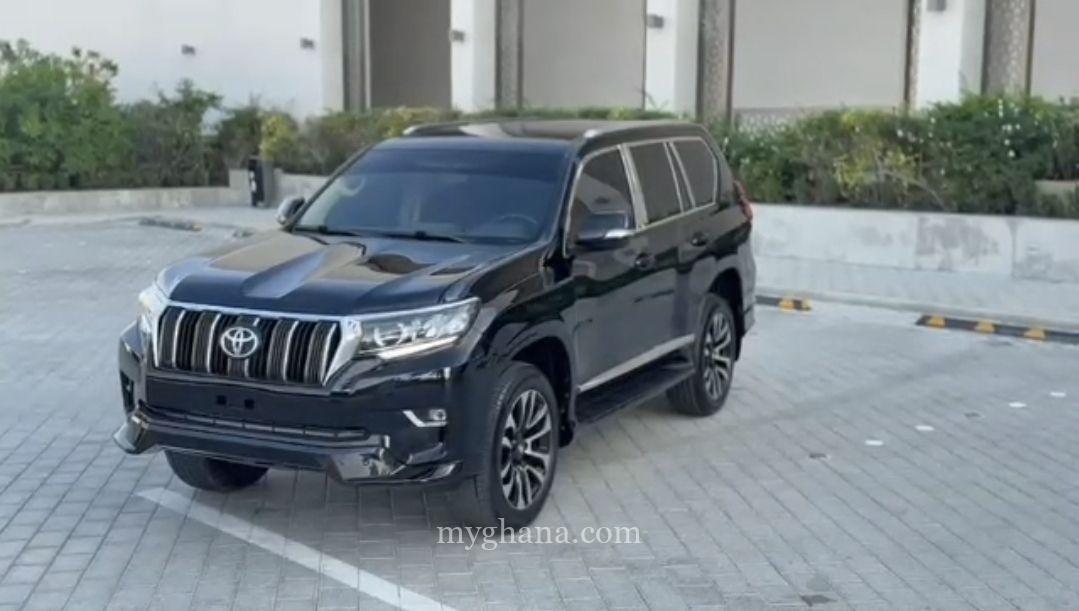 Toyota Land Cruiser Prado AWD 2023