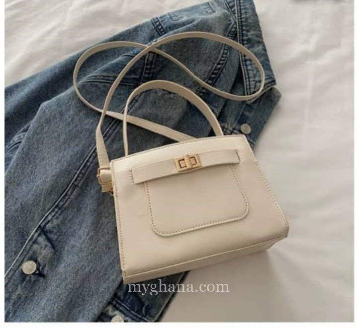 Cream-coloured mini shoulder/ crossbody purse
