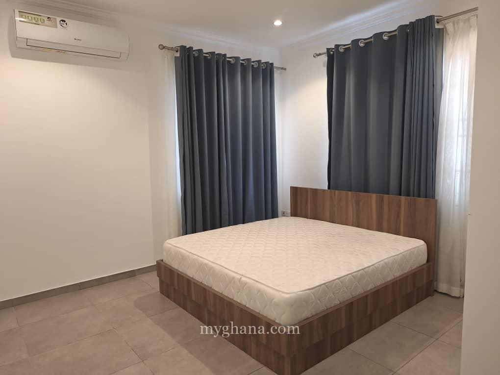 Furnished 3 bedroom townhouse to let at Cantonments, Accra