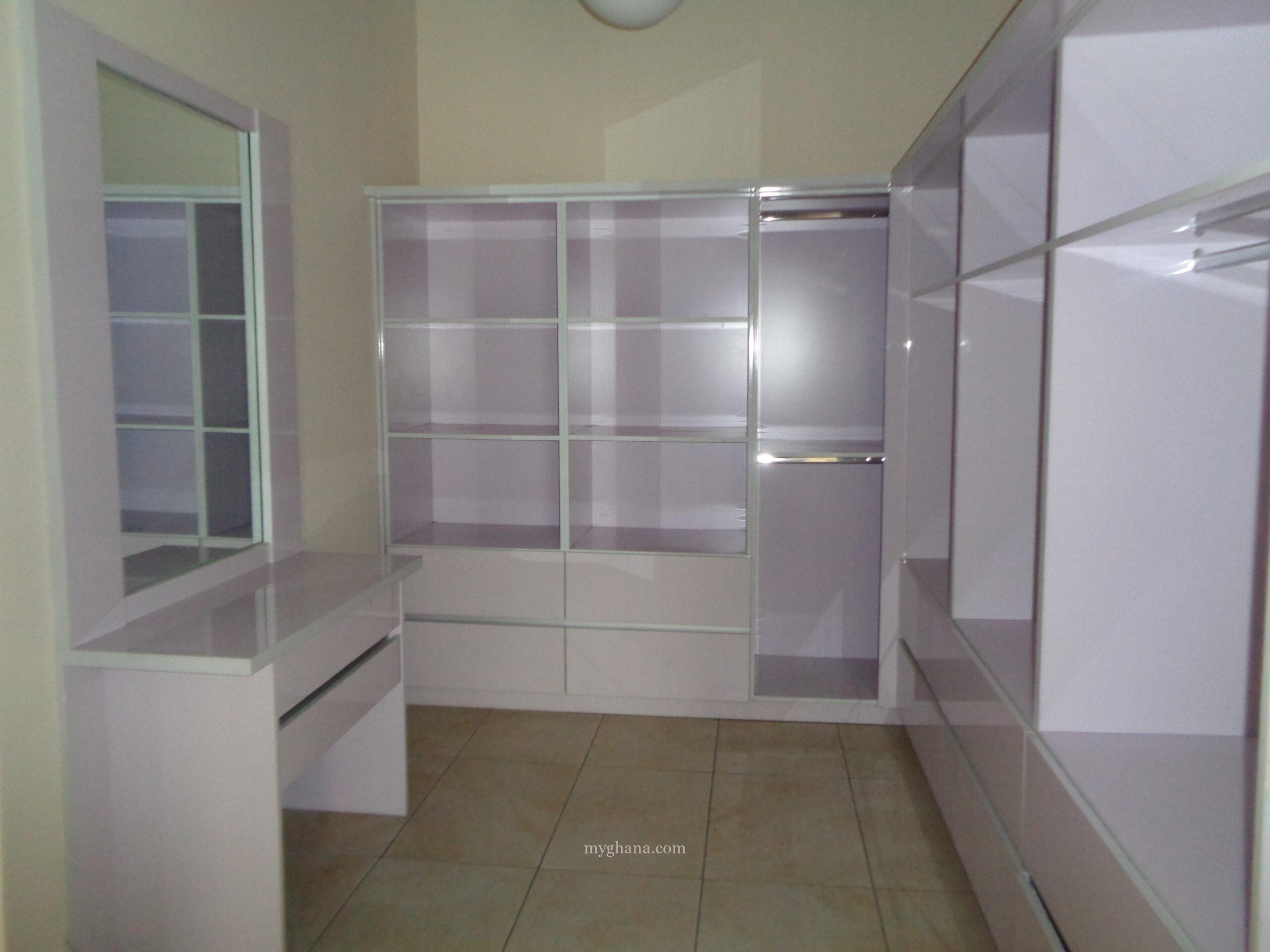 Furnished three bedroom townhouse to let at Cantonments, Accra