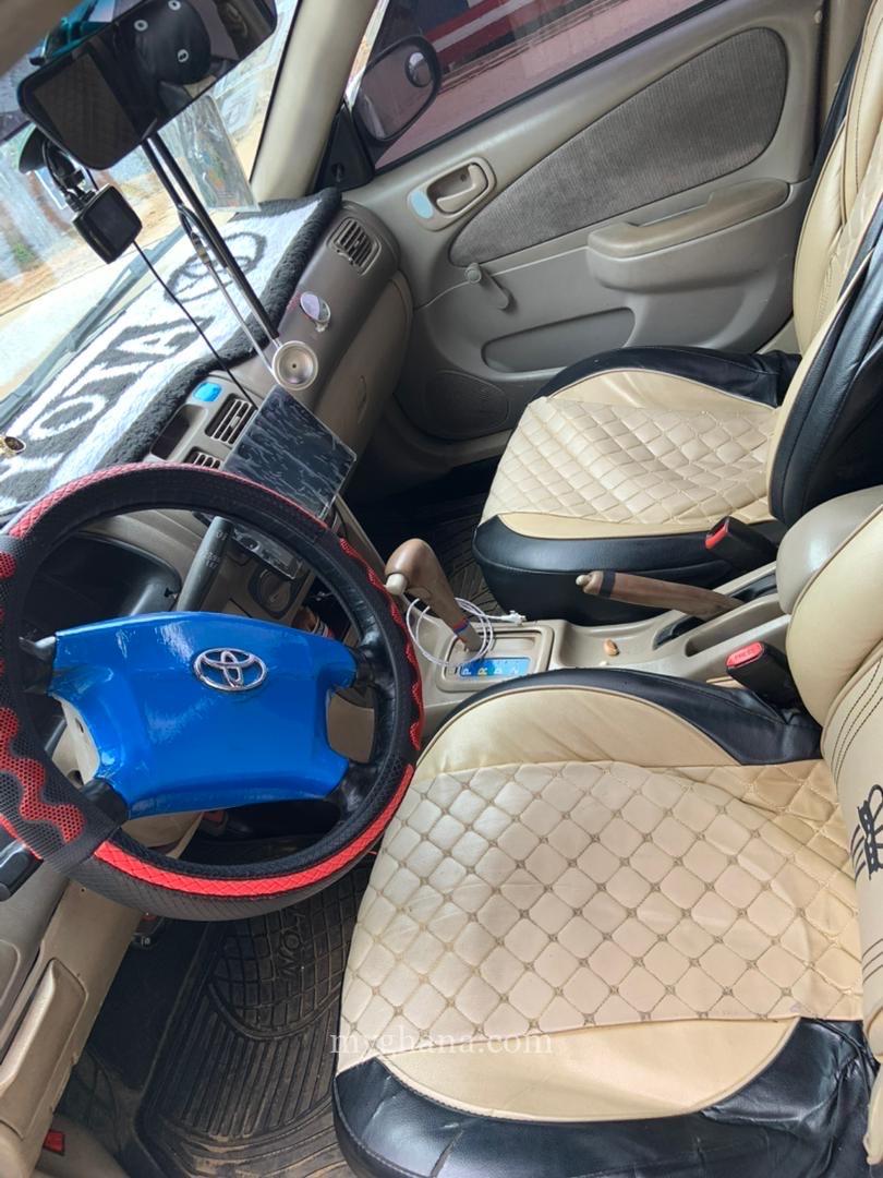 Toyota Corolla kwame